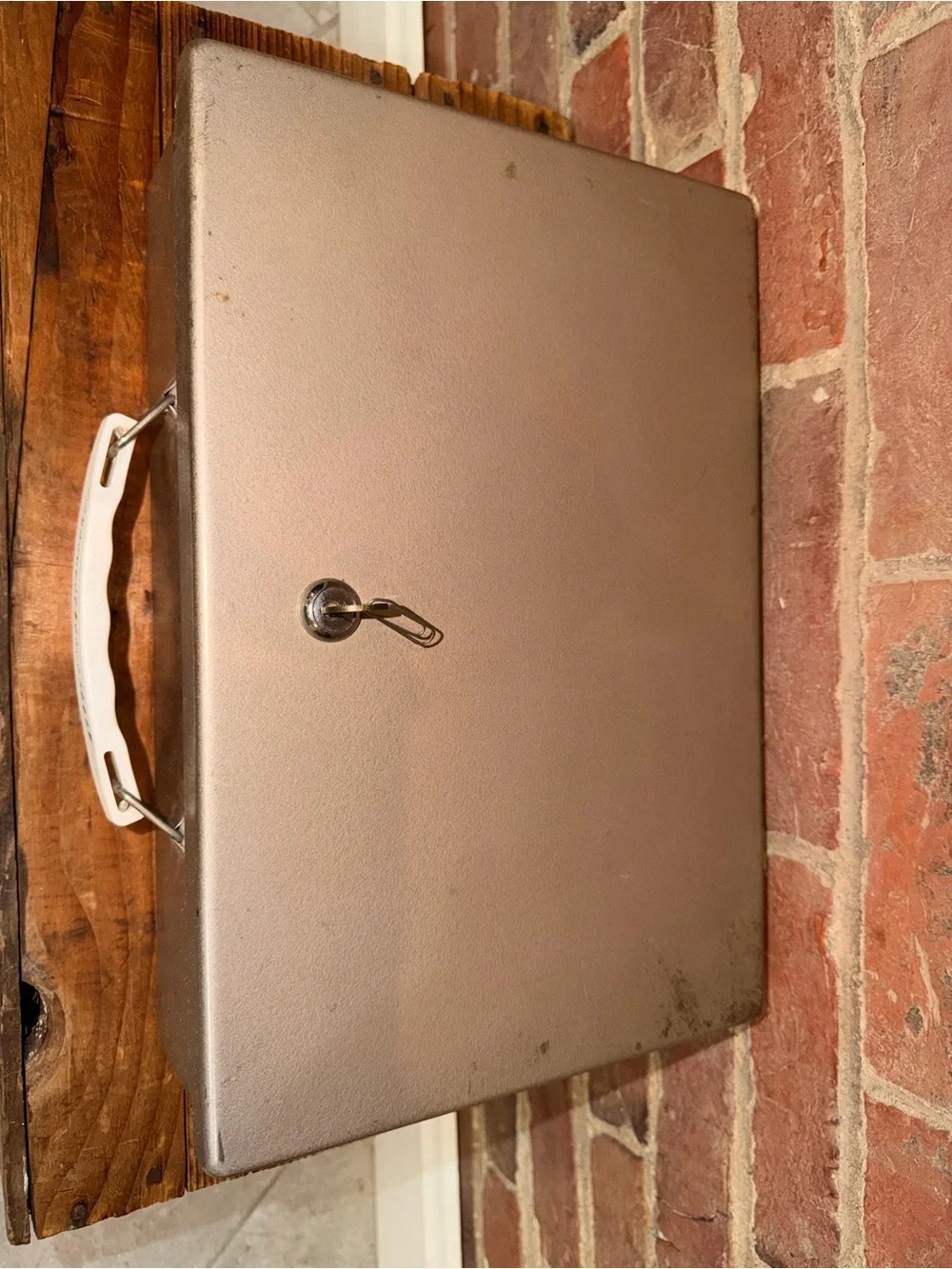 Metal Cash Box with White Handle